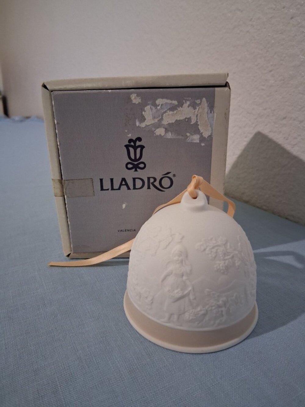 Lladro Porcelain Ornament Collectors Bell 1993
